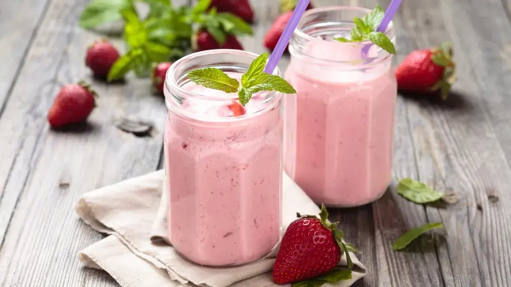 Check Out These Amazing Vegan Substitutes For Your Milkshake