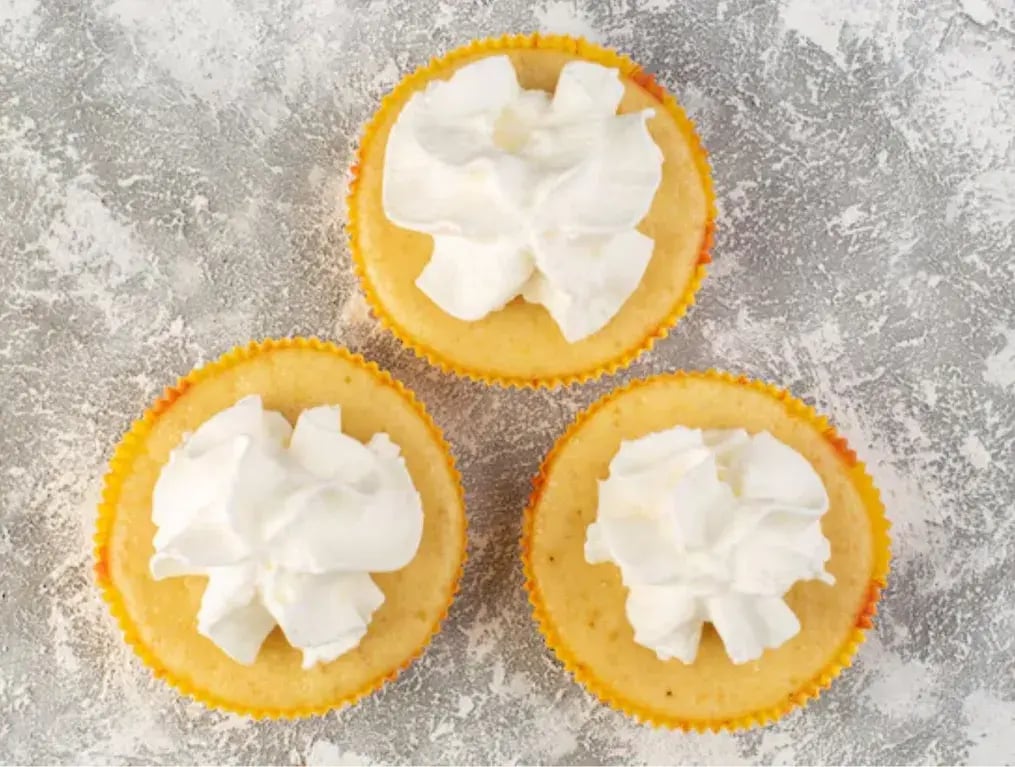 Lemon Zest And Cream Cheese Tartlets