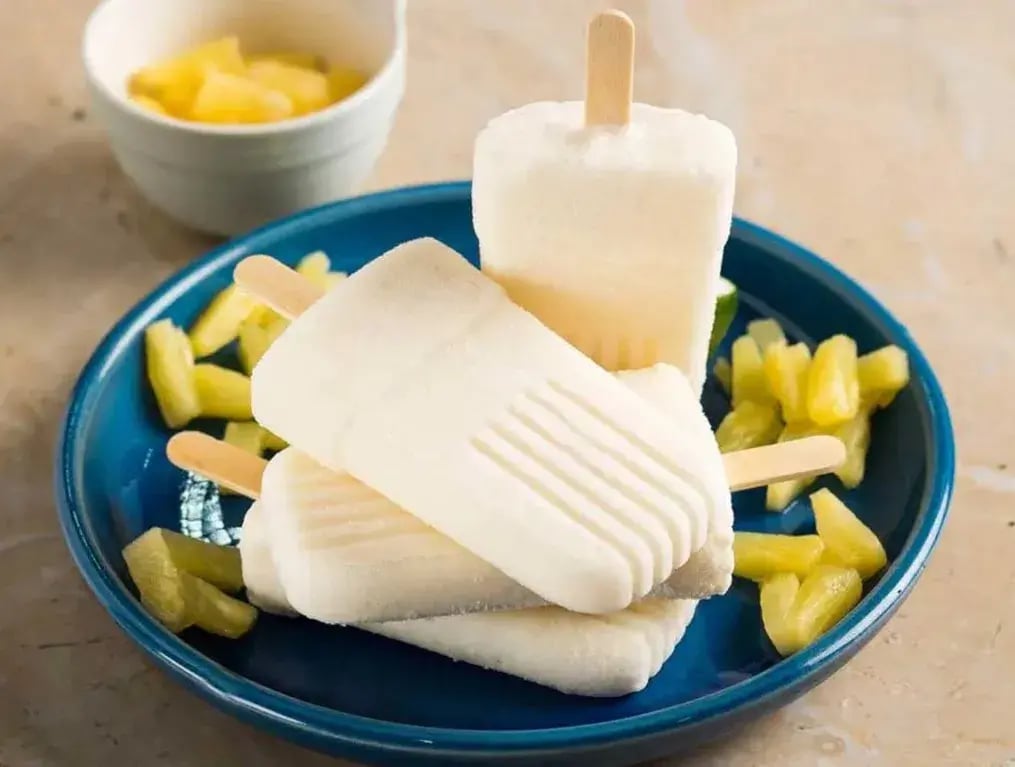 Pineapple-Coconut Swirl Popsicles