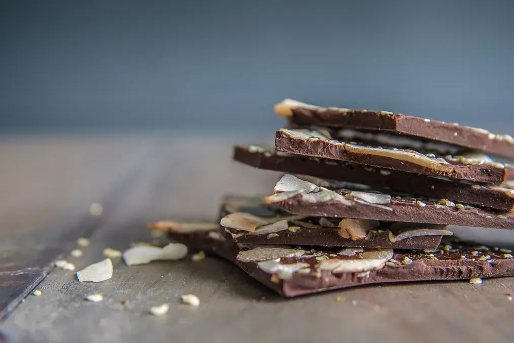 Caramel & Cashew Bark