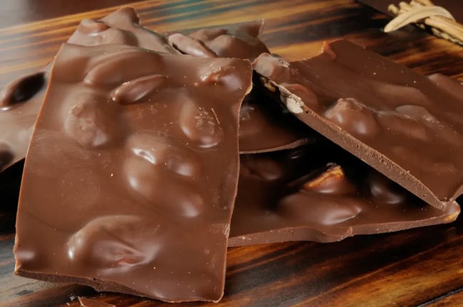 DIY Milk Chocolate & Hazelnut Bark: A Crunchy Delight