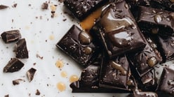 Does Dark Chocolate Have Benefits? What The Science ...