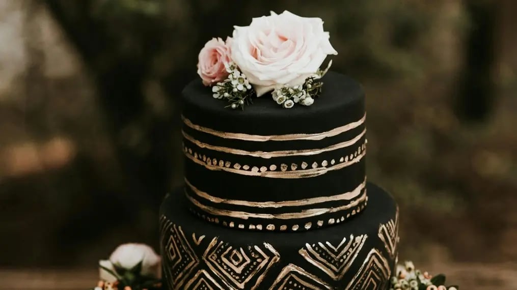 Engagement Cake Designs