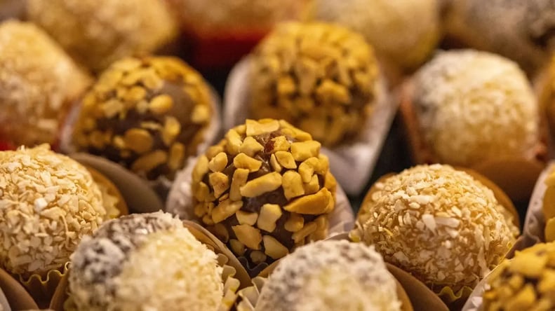 Dry Fruit Laddu Recipes: 7 No-Sugar Versions and the Best Ways to Bind Them
