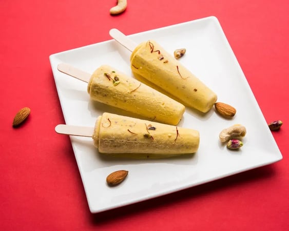 Dry Fruit Thandai Kulfi with Dairy Milk Drizzle: Festive Frozen Treat