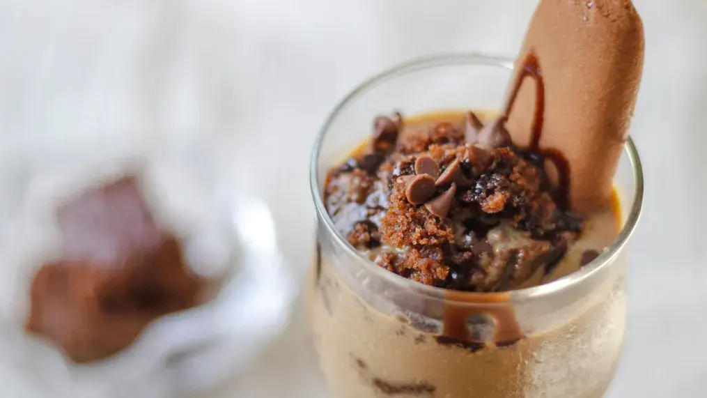 Easy Chocolate Custard Cups for Dessert Nights