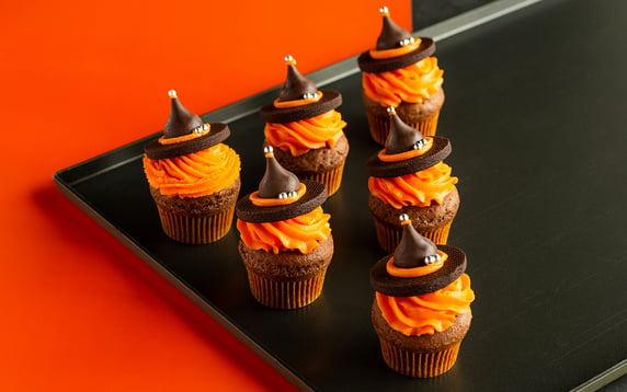 easy-halloween-dessert-ideas-for-an-adults-only-party-or-a-mixed-one-featured