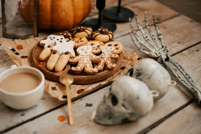 Easy Halloween Dessert Ideas: Simple Treats Like Pumpkin Cookies and Jello