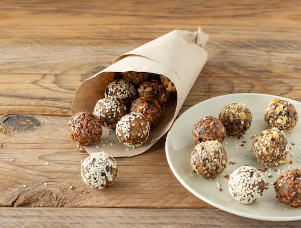 Honey Almond Energy Balls