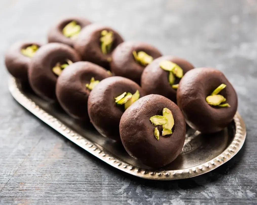 Chocolate Peda With Pistachios