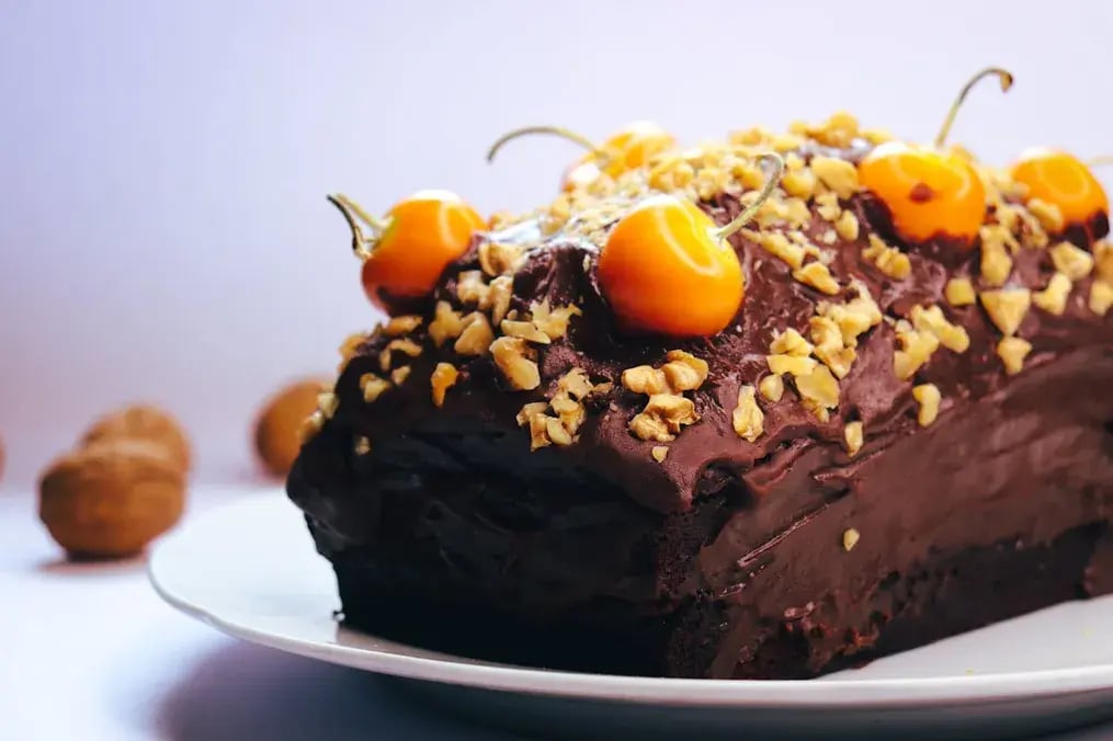 Banana Pistachio Lemon Cake