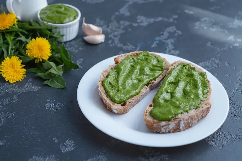 Easy-to-make Tricolor Dessert Sandwich with Everyday Ingredients
