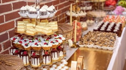 English Tea Cakes: 7 Classic Treats to Serve With Your ...