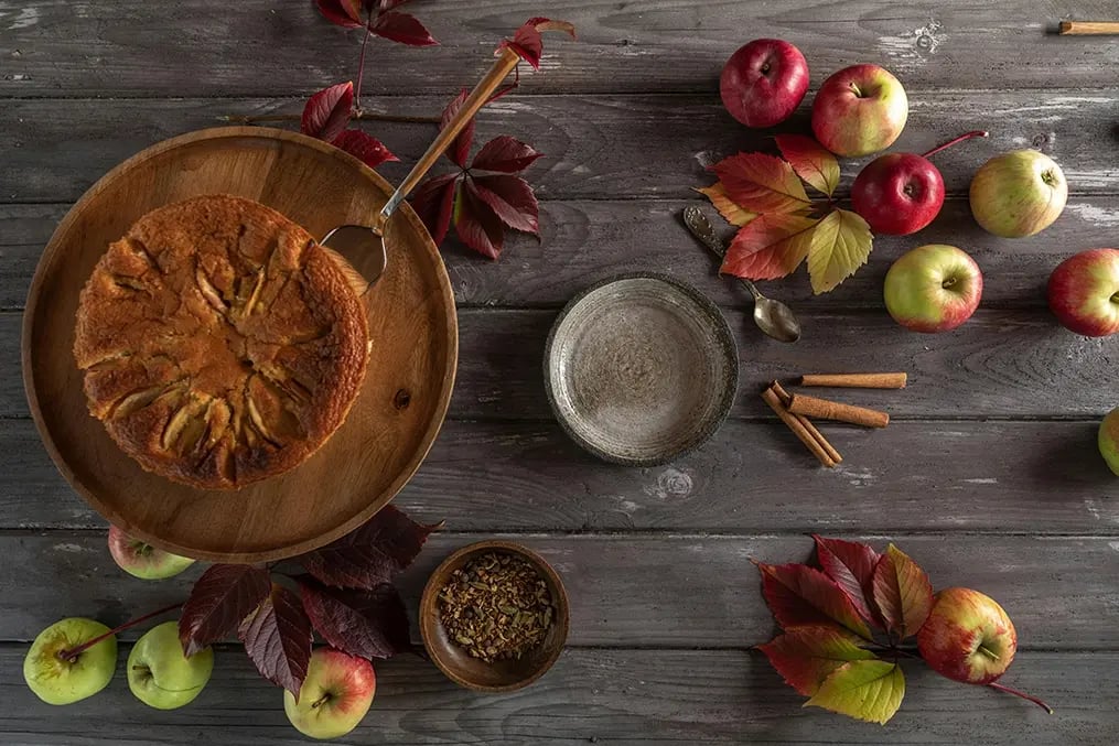 Fall Fruit Desserts: Enjoy Seasonal Flavors with Pear Crumble and Apple Pie - Apple Pie 1