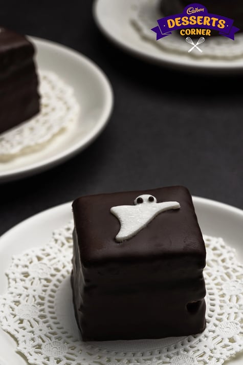 How To Make Desserts Inspired By Your Favorite Scary Characters, But Sans the Extravagance