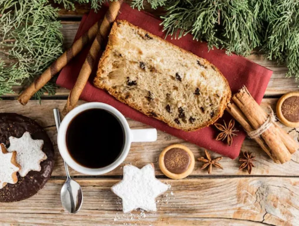 Raisin And Walnut Gingerbread Cake