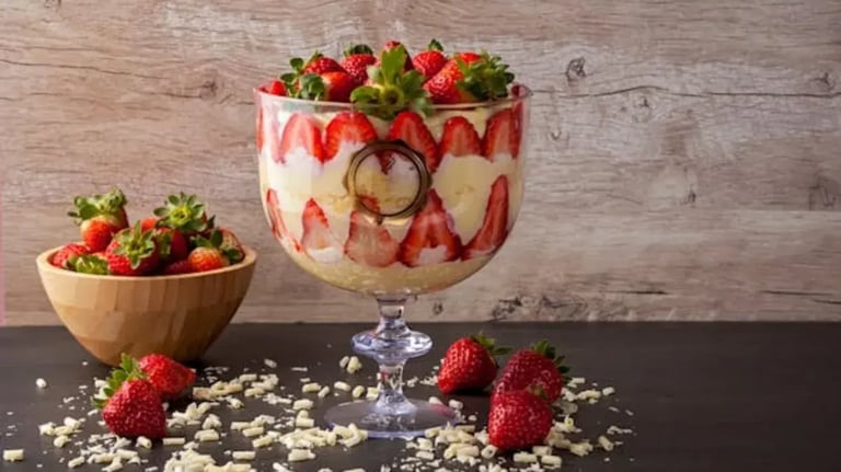 Festive Strawberry Desserts That Are Almost Too Pretty to Eat - Feature
