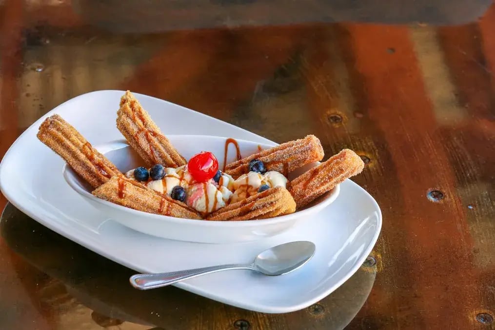 Churros with Chocolate Sauce