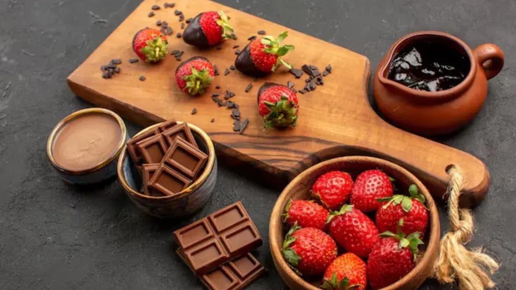 Chocolate Stuffed Grilled Strawberries