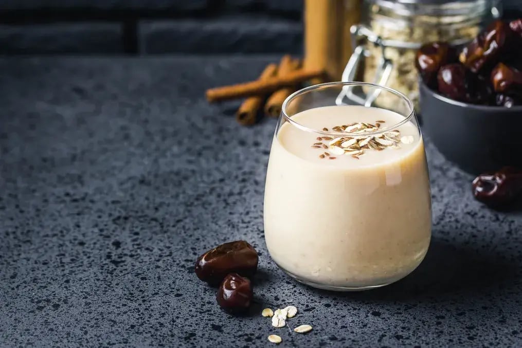 Date and Honey Frozen Yogurt