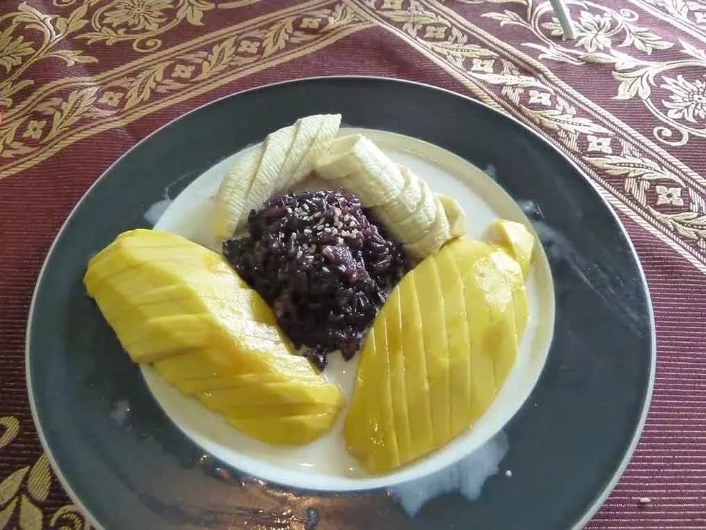 Mango Sticky Brown Rice