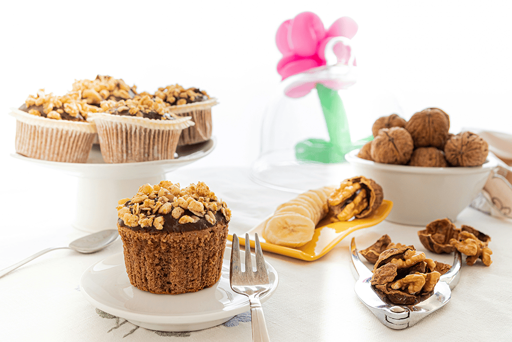 banana-walnut-muffins