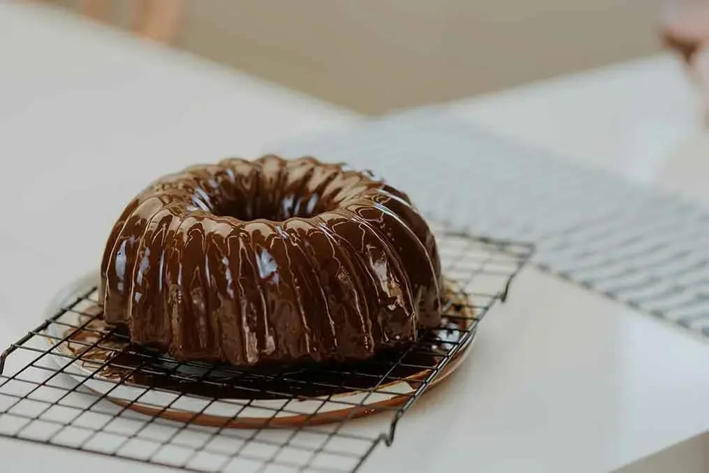 Here's a Foolproof Bundt Cake Recipe That is Perfect for the Holiday Season - Chocolate Bundt Cake 3