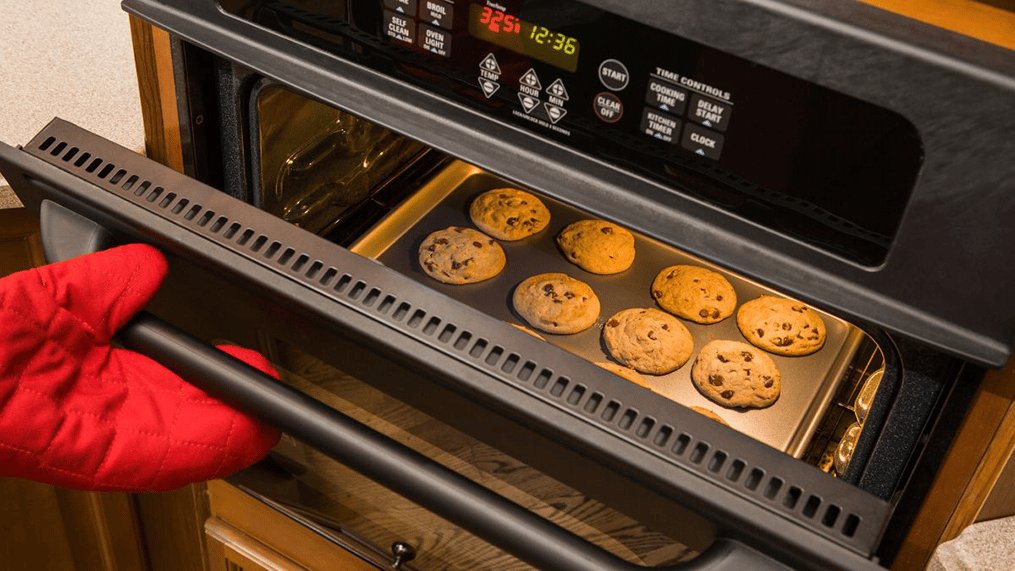 heres-the-lowdown-on-batter-related-terminology-for-bakers-to-understand-2