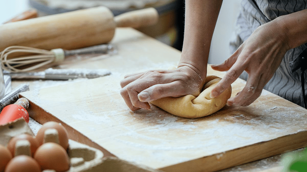 heres-the-lowdown-on-batter-related-terminology-for-bakers-to-understand-3