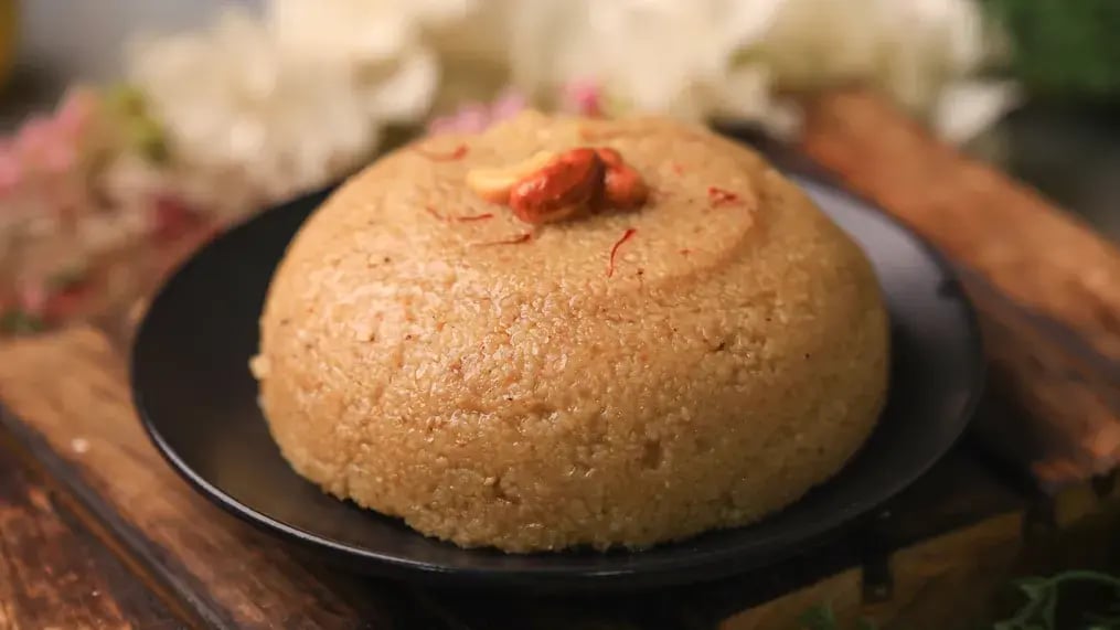 besan-halwa-with-silk-chocolate-drizzle