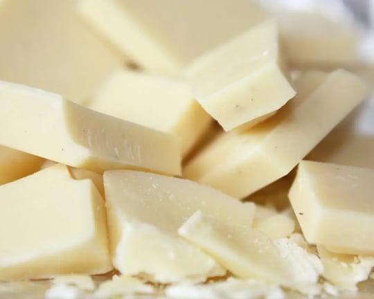 How to Achieve a Smooth White Chocolate Drizzle for No-Bake Coconut Balls
