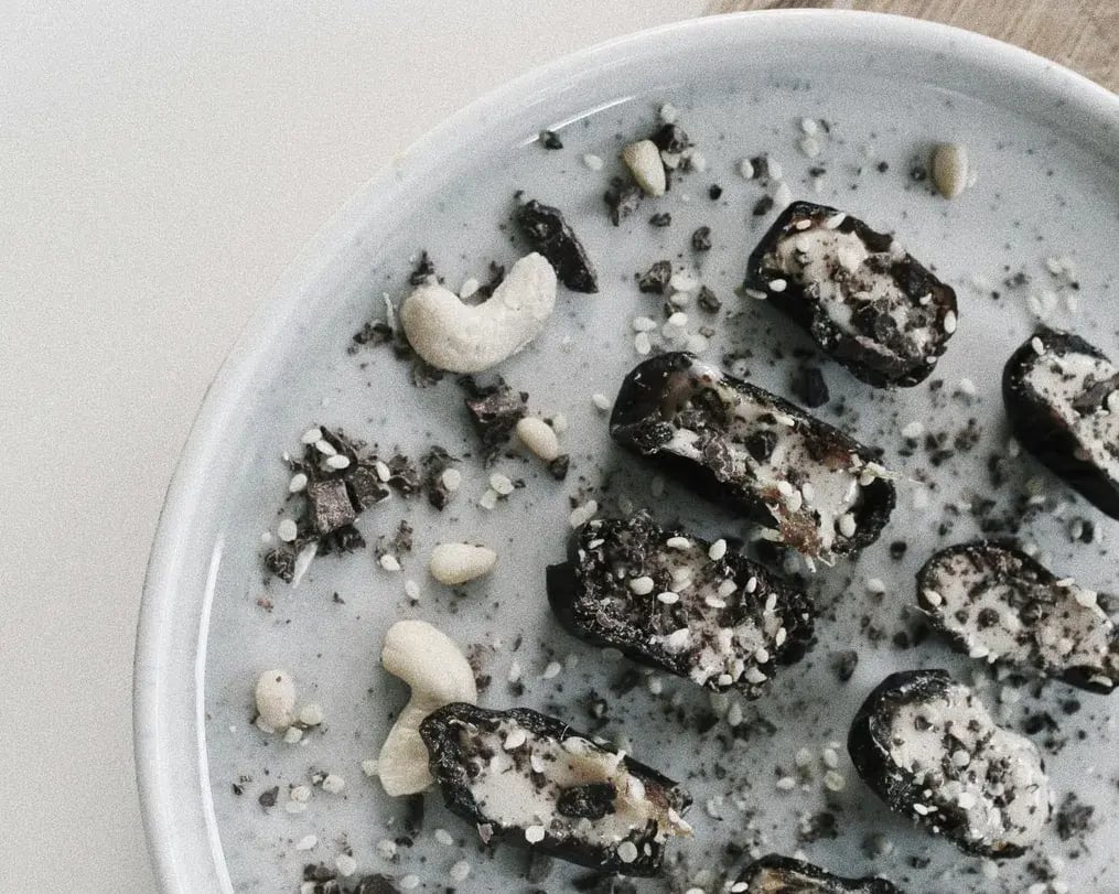Make an Oreo Crumble Cluster