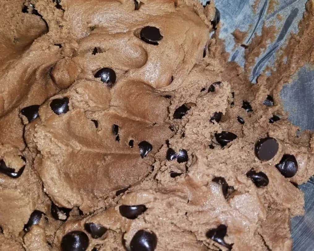 Cookie dough with fruit and chocolate