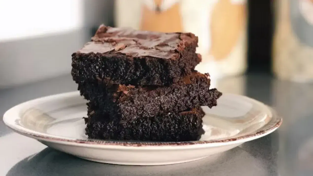 How to Bake the Fudgiest Brownies Ever: No Maida, No Fuss, All Indulgence