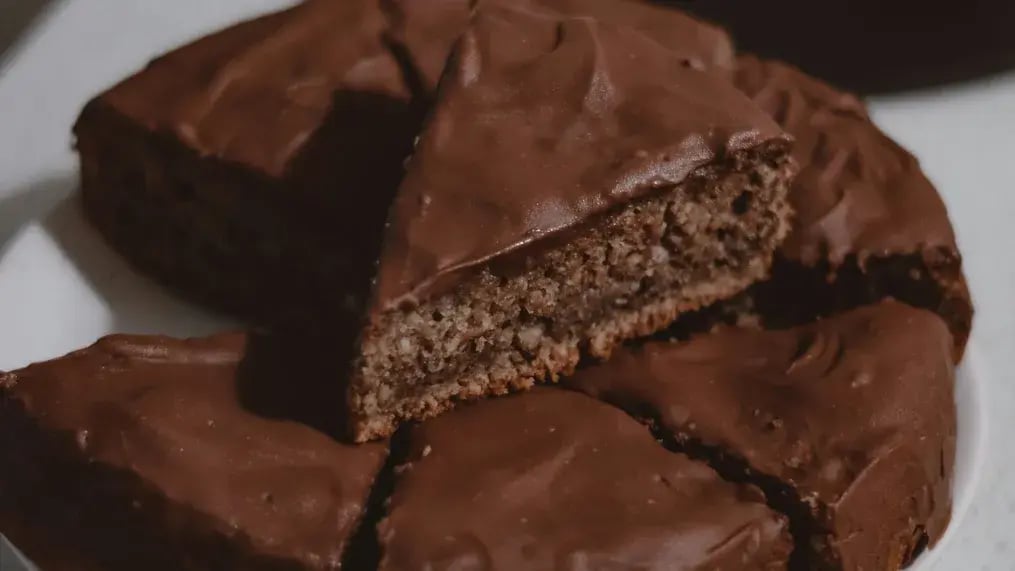 How to Bake the Perfect Coffee Oreo Chocolate Cake: A Step-by-Step Recipe - Chocolate Cake