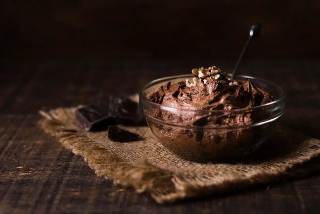 how to celebrate anniversary at home with simple desserts for two