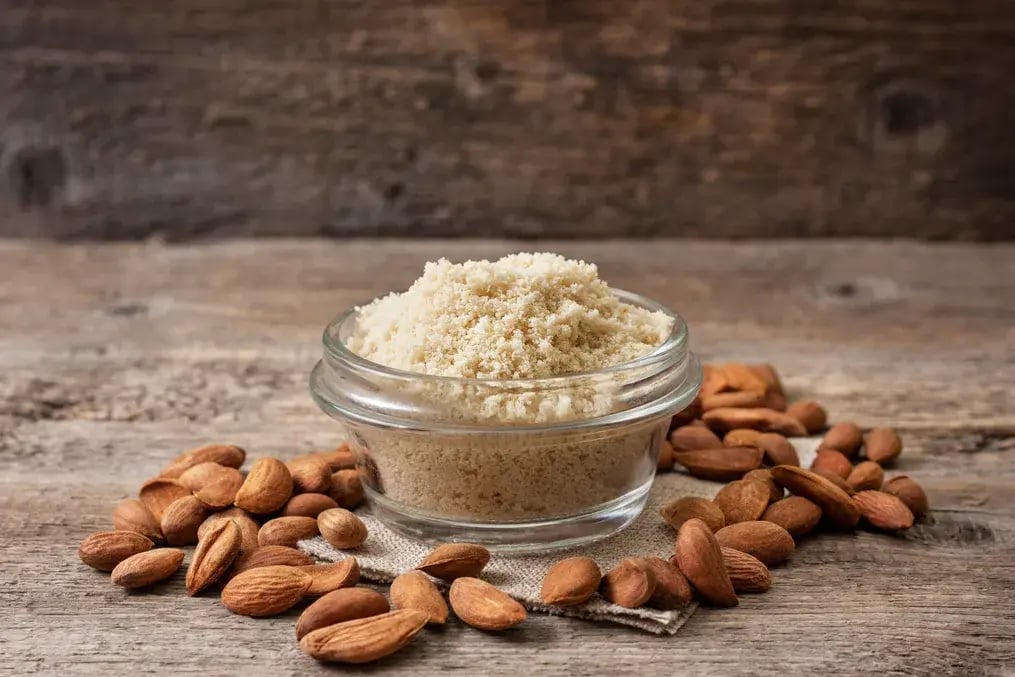 How to Create a Perfectly Crisp Almond Topping for Coconut Cream Pie - Roast Almond Slivers with Ghee and Sea Salt
