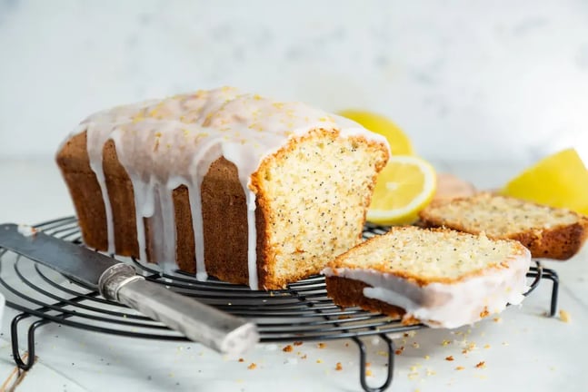 How to Create a Tangy Lemon Glaze with a Smooth Finish