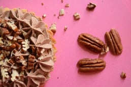 How to Get the Perfect Chocolate Pie with Crunchy Pecan Crust
