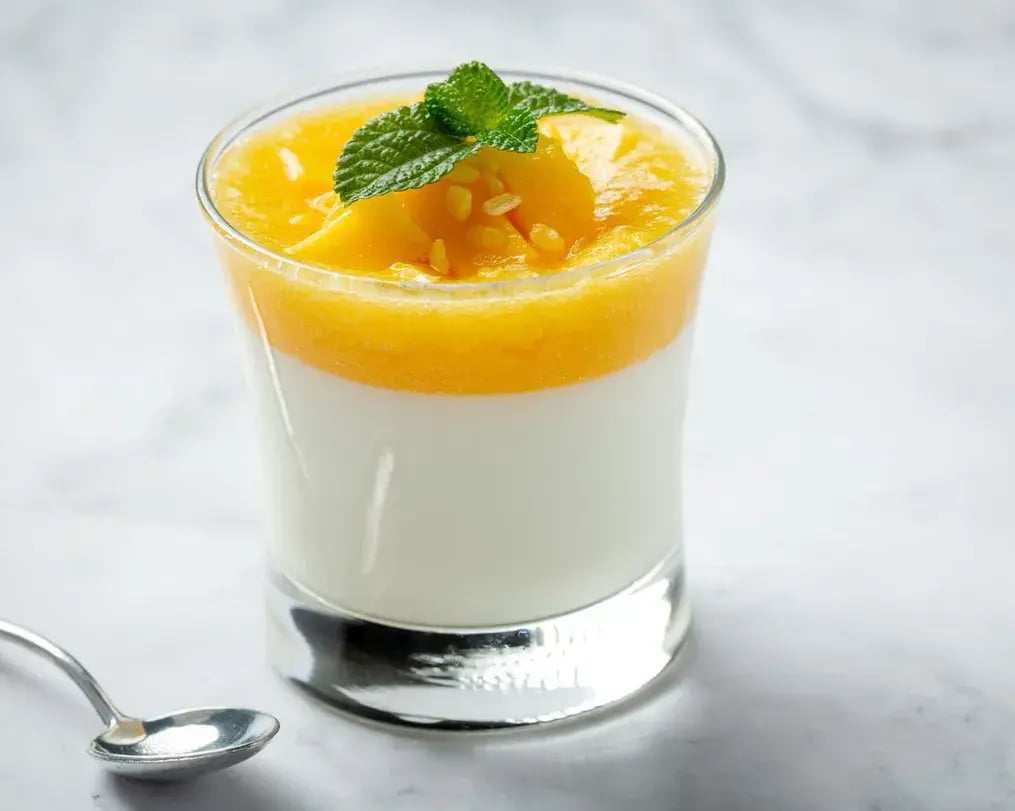 How to Incorporate Crispello Chunks Without Making Mousse Watery - Mango Mousse with Crispello