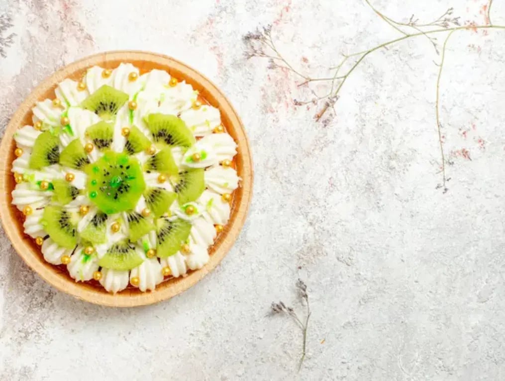Layer With Fresh Kiwi Slices For Color