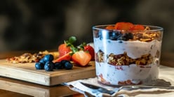 How to Make a Creamy Berry Yogurt Parfait with Dairy Milk ...