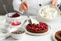 How to Make a No-Bake Strawberry Chocolate Cake