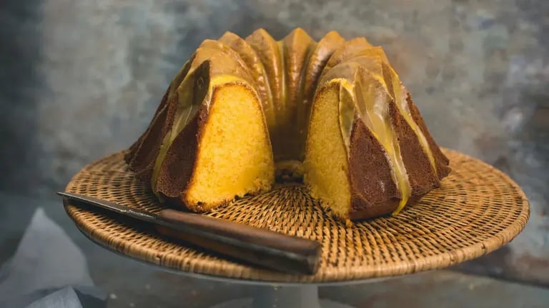 Lemonade Bundt Cake