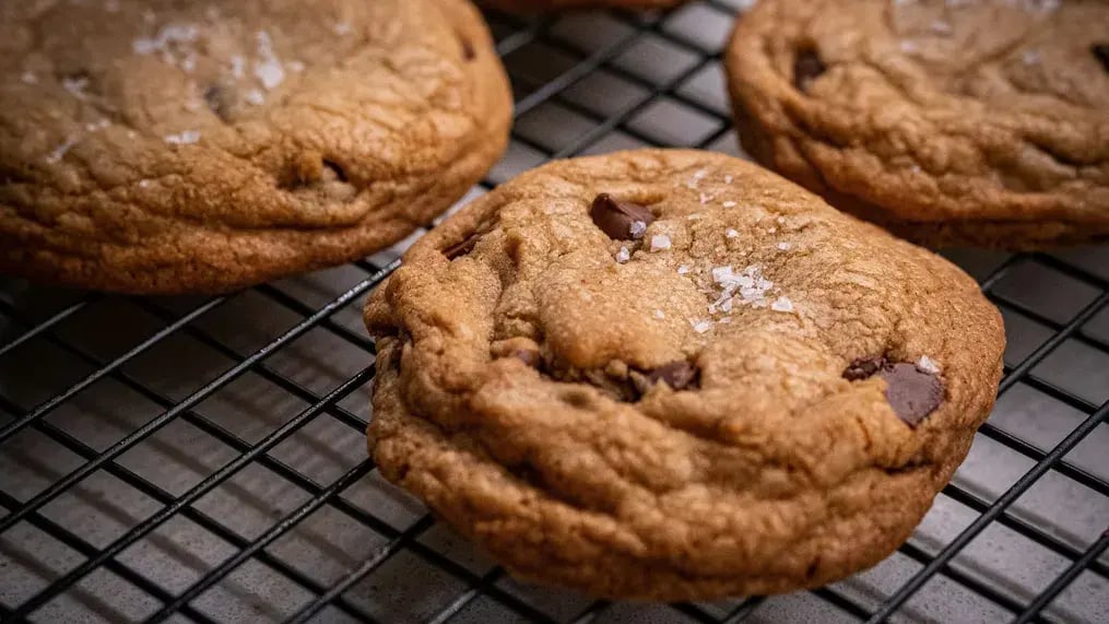 How To Make Browned Butter Cookies With Cadbury Dairy Milk And Cashews - Cadbury dairy milk cookies