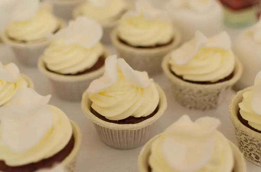 Buttercream Frosted Cupcakes