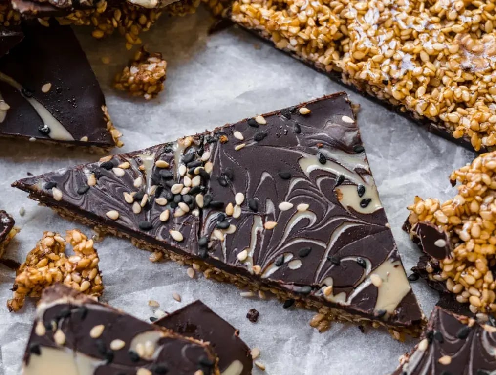 Sesame Brittle with a Classic Twist