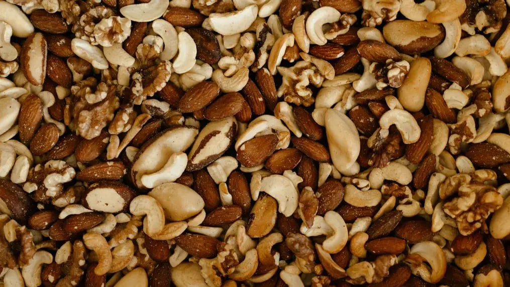 How to Make Dairy Milk Frozen Fudge with Nuts in 5 Steps - The nuts