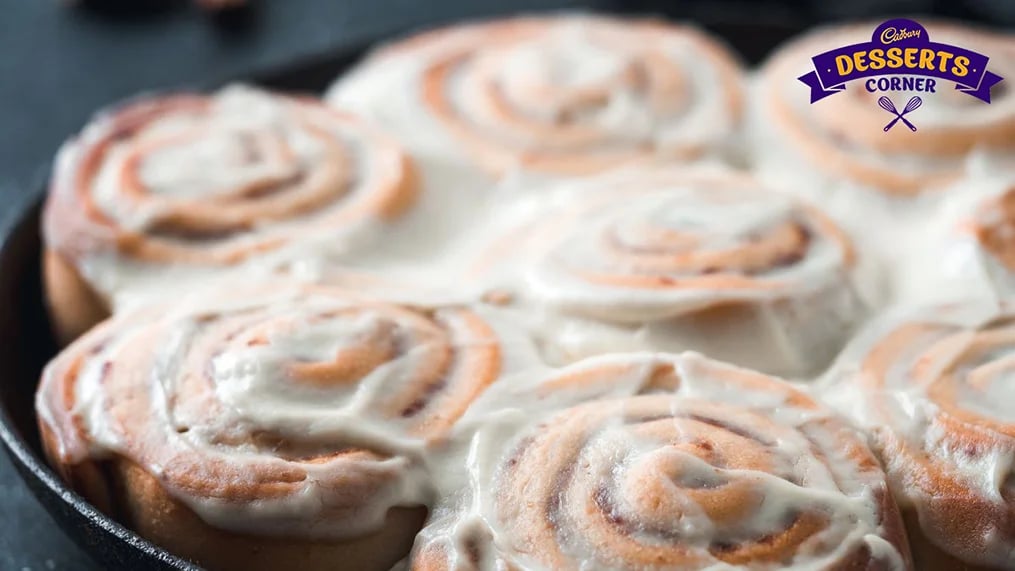 how-to-make-different-types-of-glaze-for-your-cinnamon-rolls-2-updated