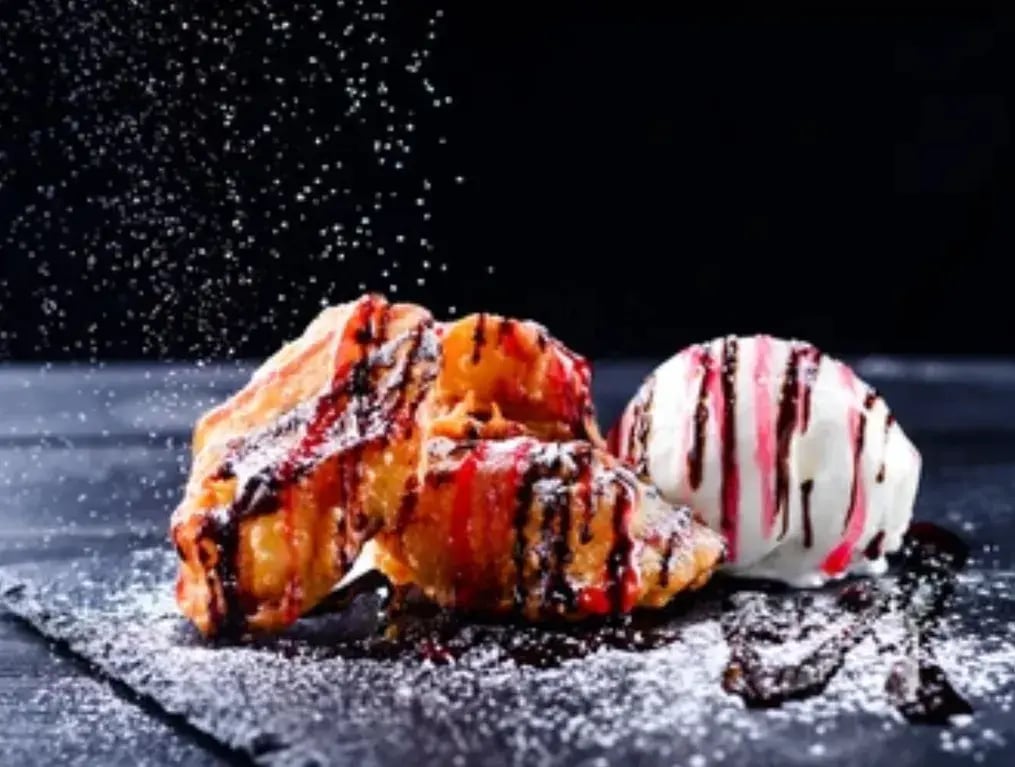How to Make Easy Chocolate Drizzled Banana Fritters at Home